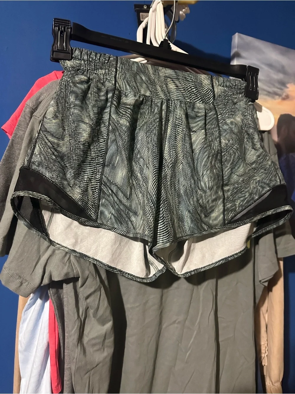 Lululemon Hotty Hot Low Rise Short